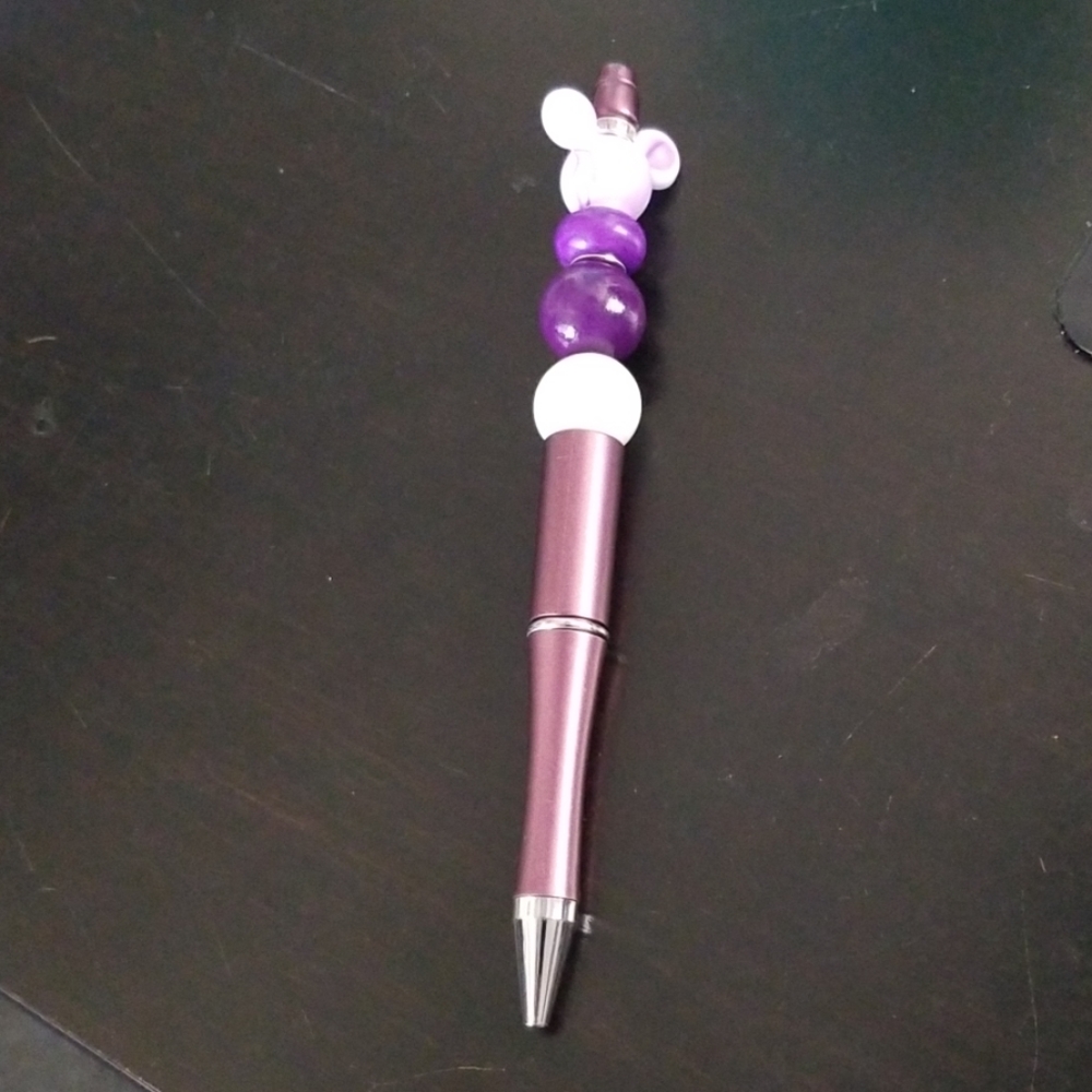 Beaded pen